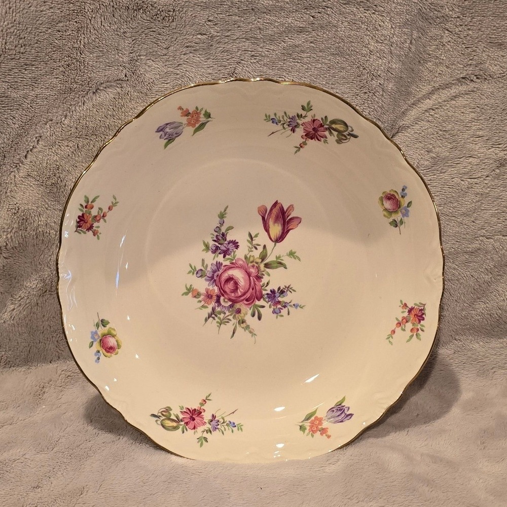 Vintage Homer Laughlin Household Institutue Priscilla Pattern Scalloped Bowl 8"